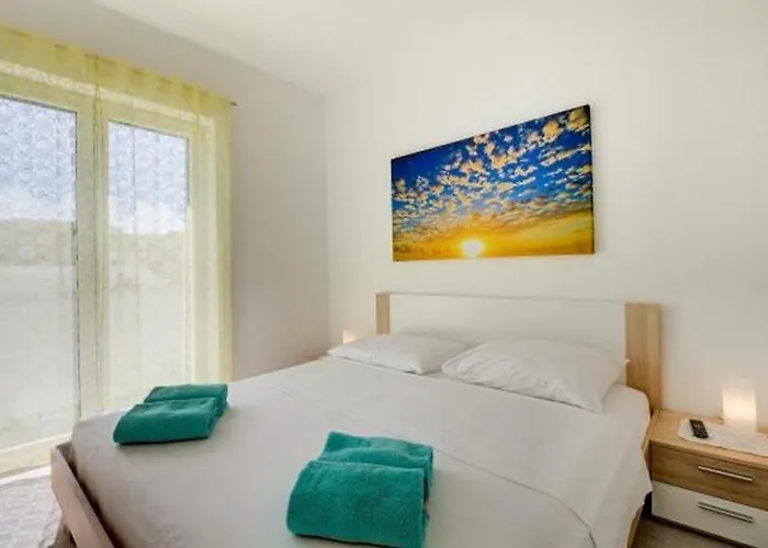 Apartamento With Parking Space Losinj - 25007 *