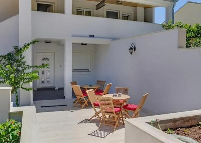 With Parking Space Losinj - 25007 Appartement Mali Lošinj