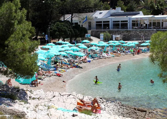 Apartment With Parking Space Losinj - 25007 *