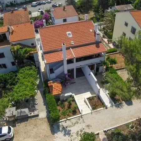 Apartament With Parking Space Losinj - 25007 *