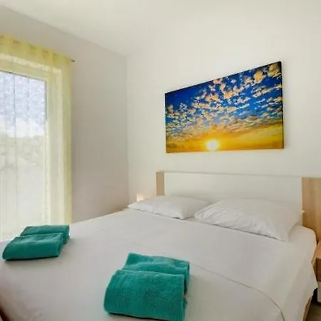 Apartament With Parking Space Losinj - 25007 *